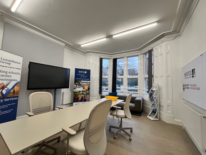 8 Durdham Park, Bristol à louer - Photo de l’immeuble – Image 3 sur 8