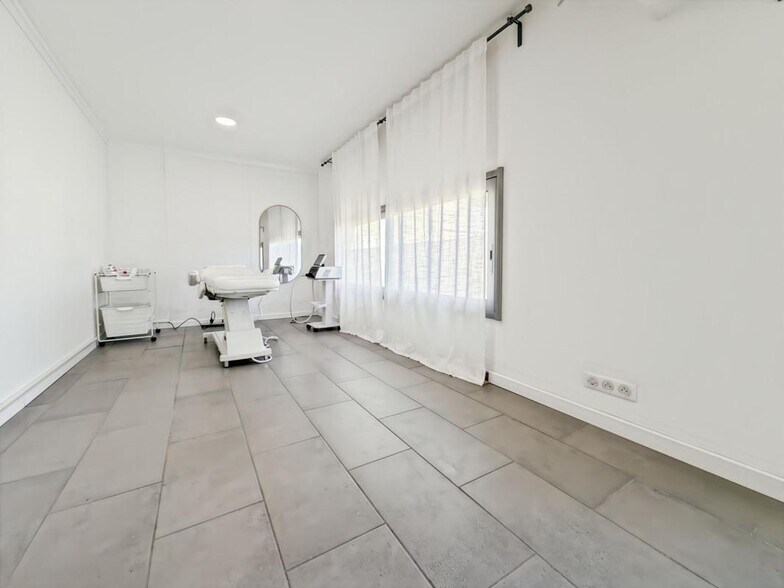 23 Boulevard De La Gare, La Penne-sur-Huveaune à louer - Photo intérieure – Image 3 sur 23