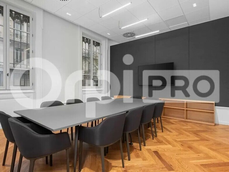 Bureau dans Lyon à louer - Photo de l’immeuble – Image 3 sur 6