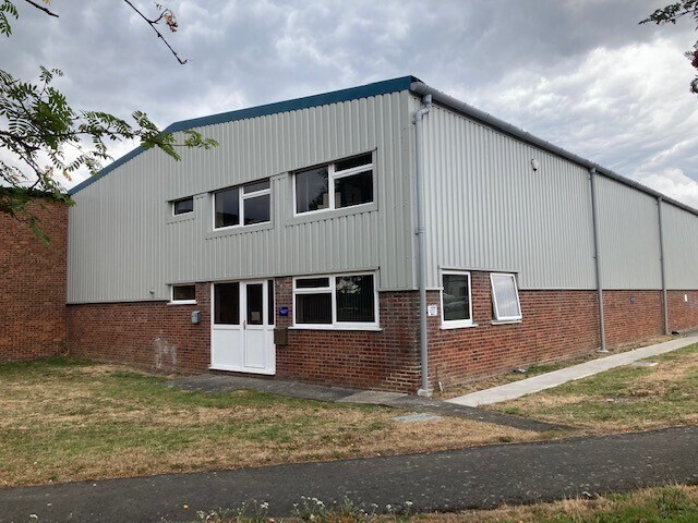 Lysander Rd, Melksham à louer - Photo de l’immeuble – Image 2 sur 10