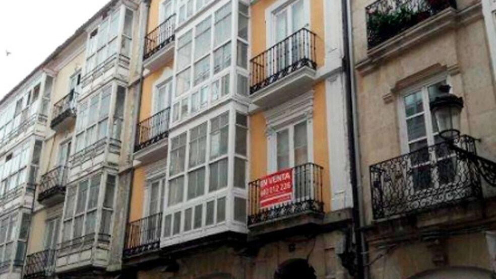 Immeuble residentiel dans Burgos, Burgos à vendre - Photo de l’immeuble – Image 3 sur 7