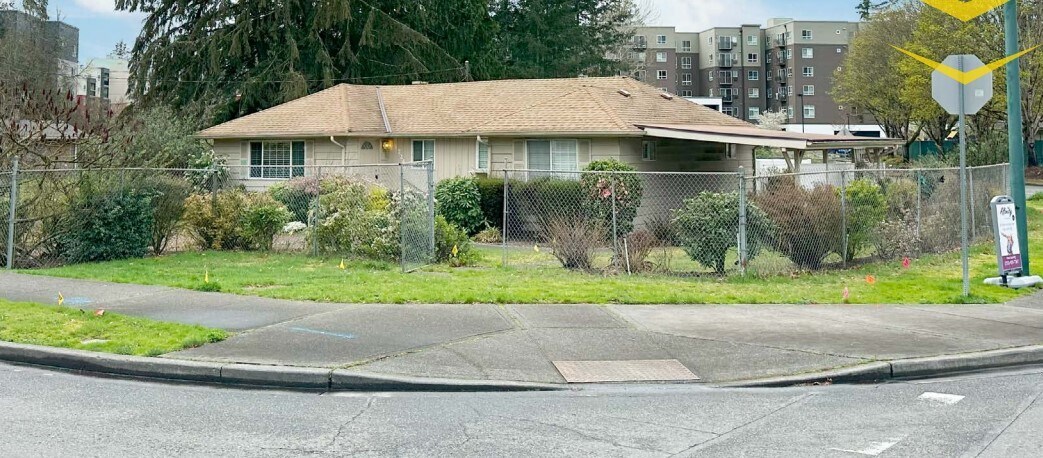 17244 SE Wax Rd, Covington, WA à louer Photo de l’immeuble– Image 1 sur 6