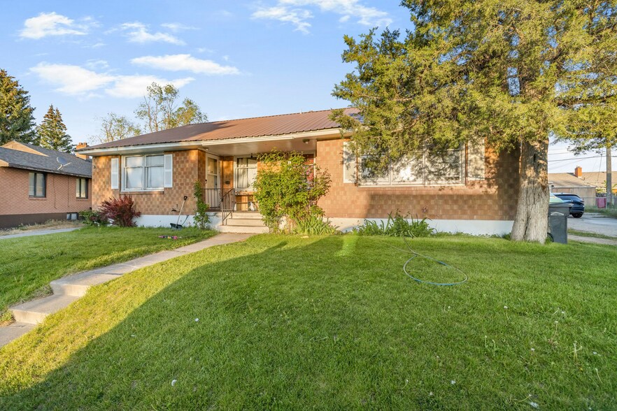 525-527 Tendoy Dr, Idaho Falls, ID à vendre - Photo principale – Image 1 sur 1