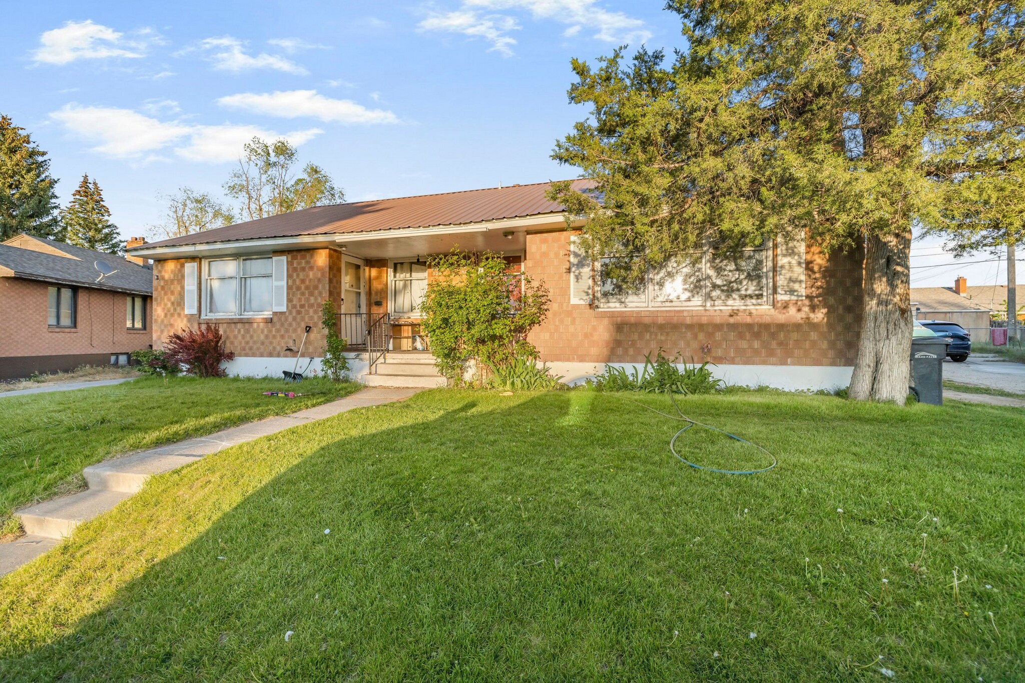 525-527 Tendoy Dr, Idaho Falls, ID à vendre Photo principale– Image 1 sur 2