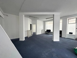 Plus de détails pour 1 Square De Verdun, Paris - Local commercial à louer