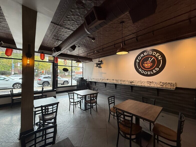 50 S La Grange Rd, La Grange, IL à louer - Photo de l’immeuble – Image 2 sur 4