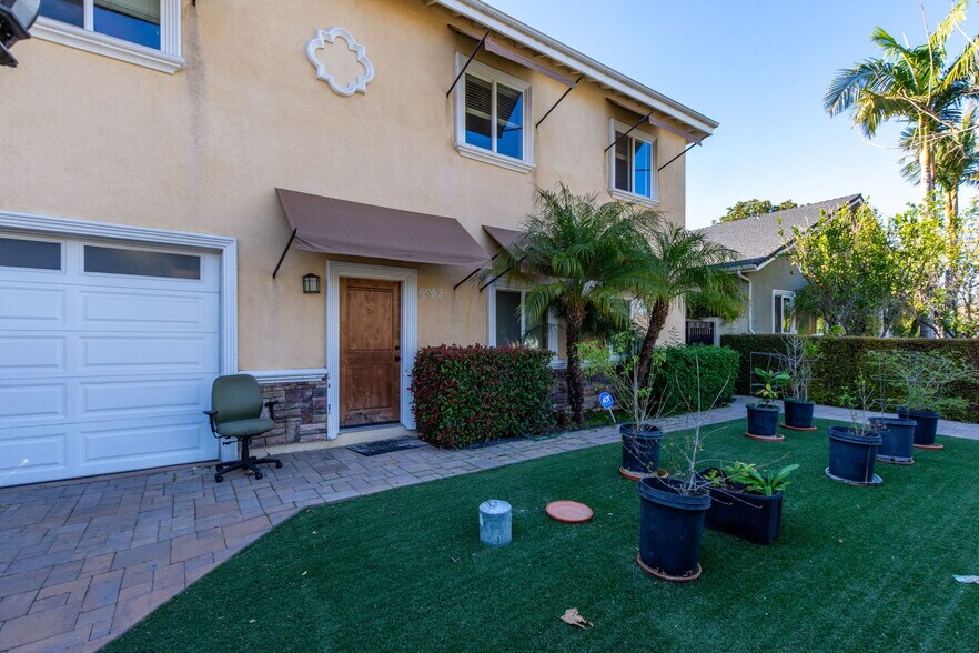 6953 Enfield Ave, Reseda, CA à vendre - Photo principale – Image 1 sur 1
