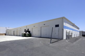 Plus de détails pour 1701-1727 E Borchard Ave, Santa Ana, CA - Industriel/Logistique à louer