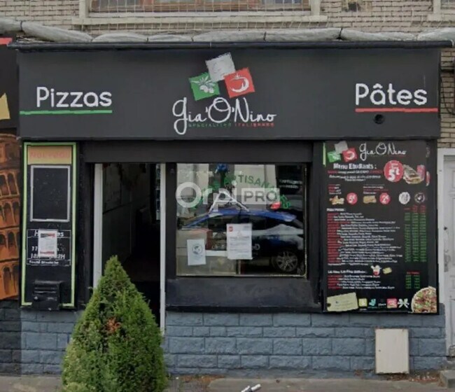 Plus de détails pour Local commercial à louer