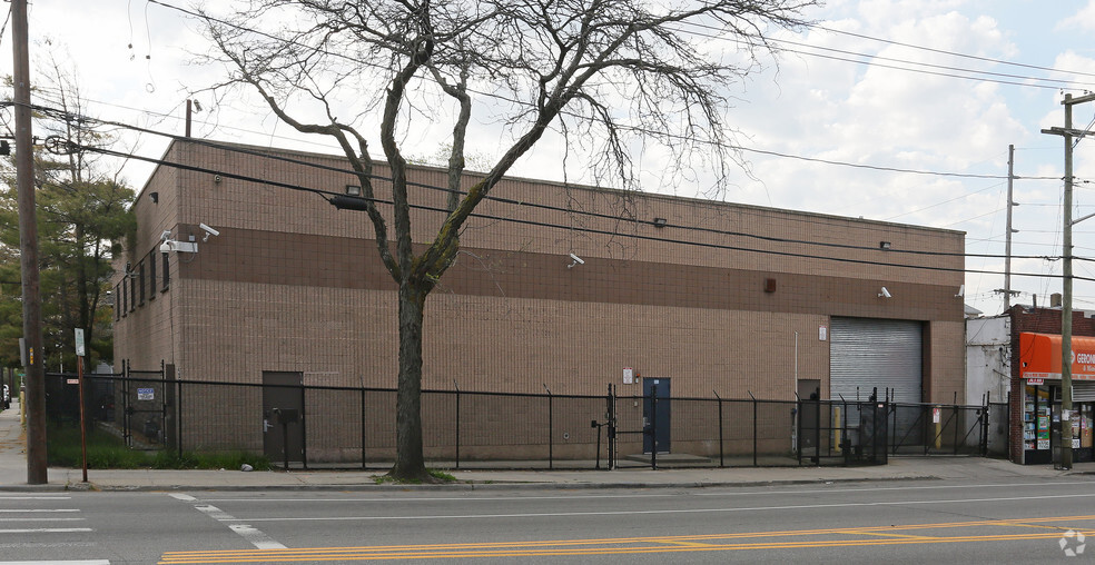 130 Sheridan Blvd, Inwood, NY à louer - Photo de l’immeuble – Image 3 sur 5