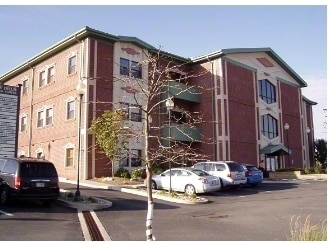 322 Warren St, Johnstown, PA à louer Photo principale– Image 1 sur 2