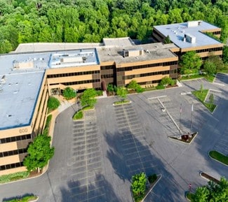 Plus de détails pour 800 Hart Rd, Barrington, IL - Bureau à louer