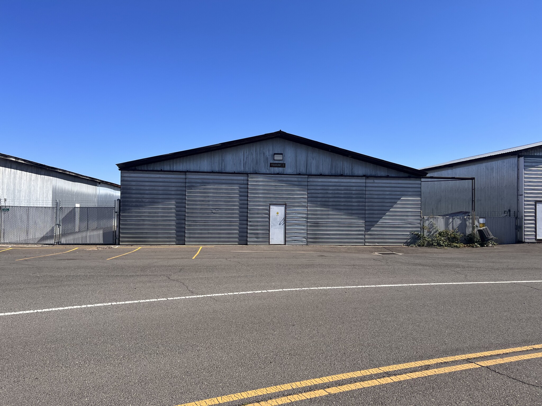 1975 Avenue H, White City, OR à vendre Photo de l’immeuble– Image 1 sur 1