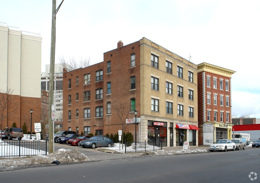 97-103 Maple Ave, Hartford, CT à louer - Photo principale – Image 1 sur 2