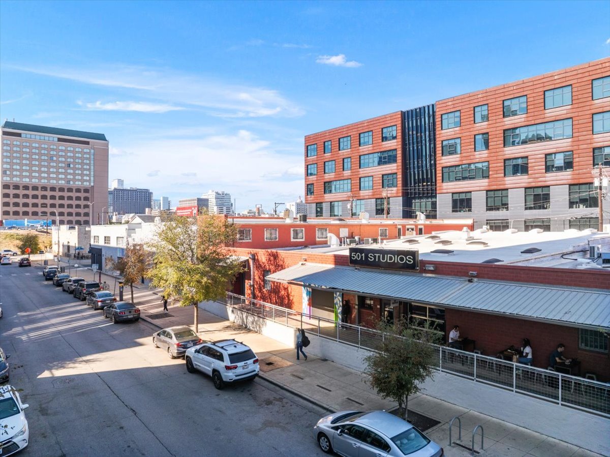 501 N Interstate 35, Austin, TX à louer Aérien– Image 1 sur 8
