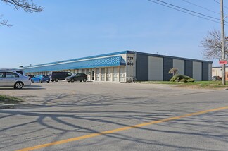 Plus de détails pour 237-265 Norseman St, Toronto, ON - Industriel/Logistique à louer