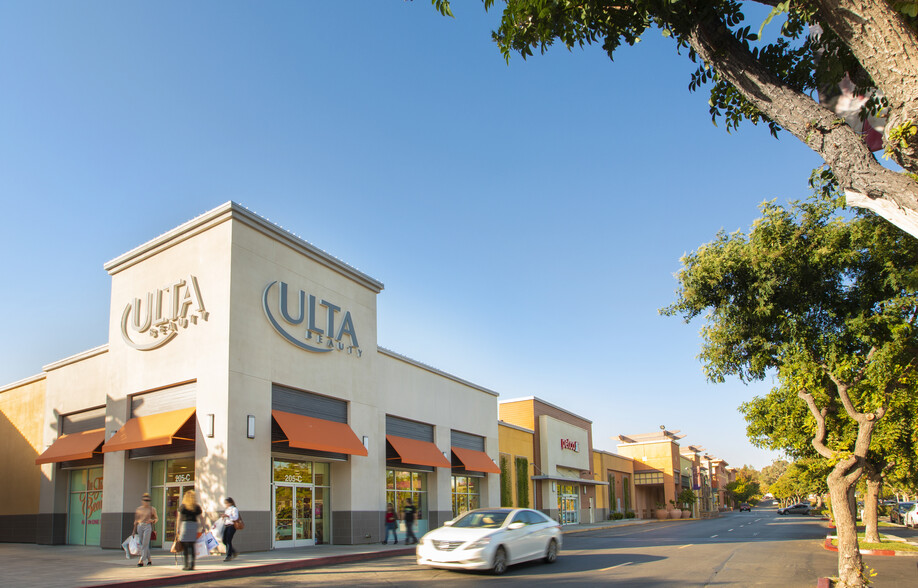 165-401 N Moorpark Rd, Thousand Oaks, CA à louer - Photo de l’immeuble – Image 2 sur 9