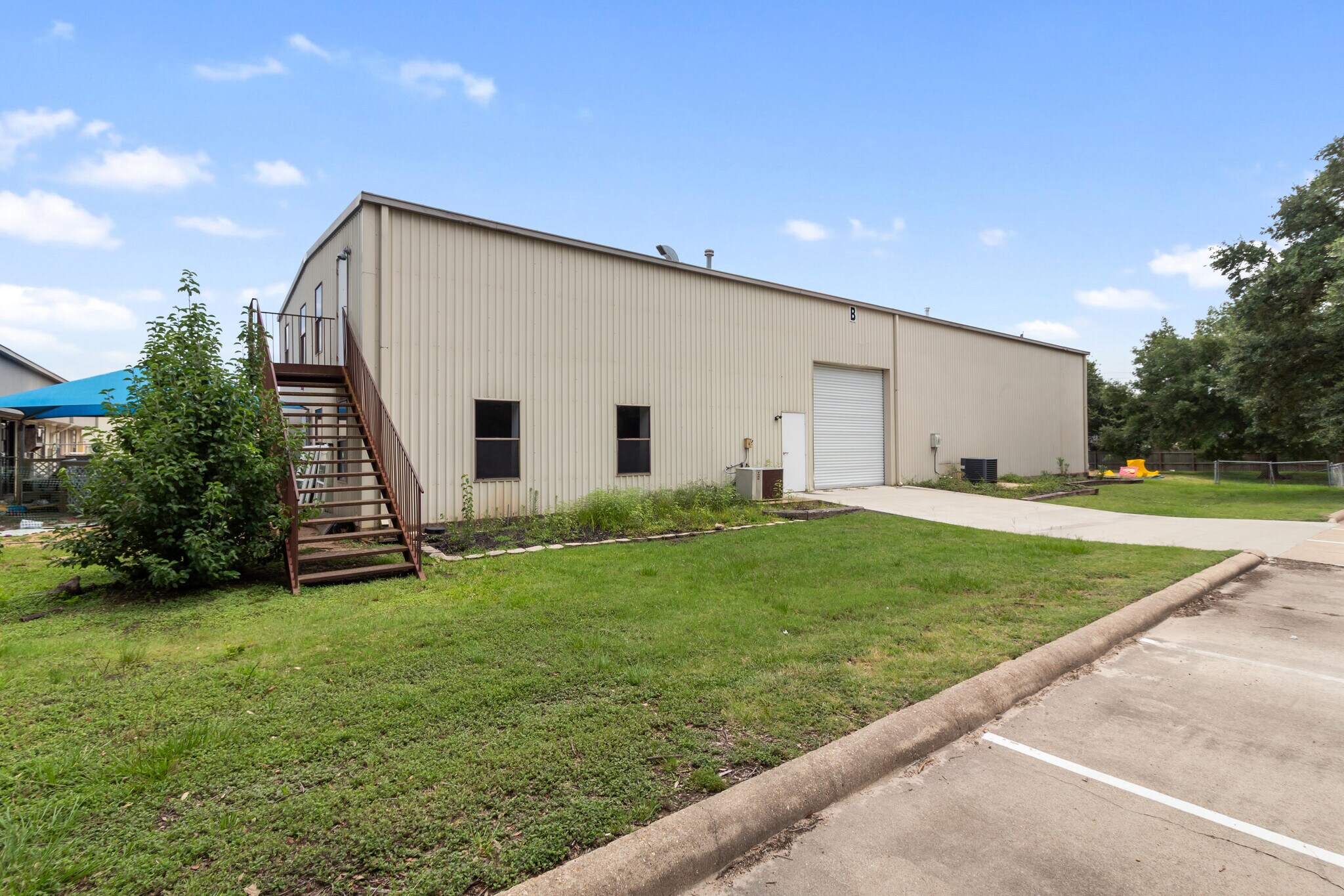 4232 Boonville Rd, Bryan, TX à louer Photo de l’immeuble– Image 1 sur 14