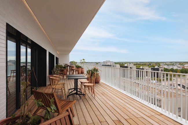 Plus de détails pour 7-9 Rue Stephenson, Montigny-le-Bretonneux - Coworking à louer