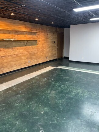 Plus de détails pour 1101 Main St, Commerce, TX - Local commercial à louer