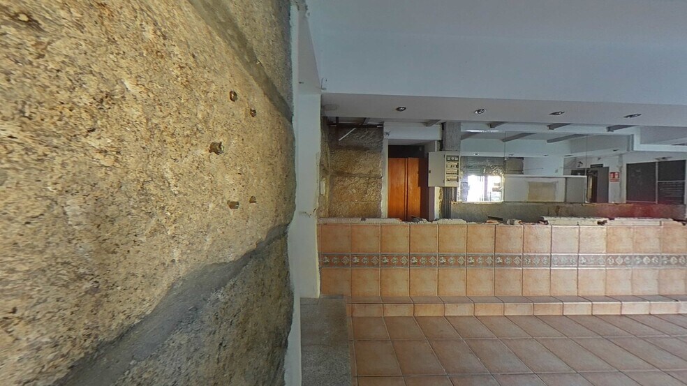 Local commercial dans Ourense à vendre - Photo de l’immeuble – Image 2 sur 21