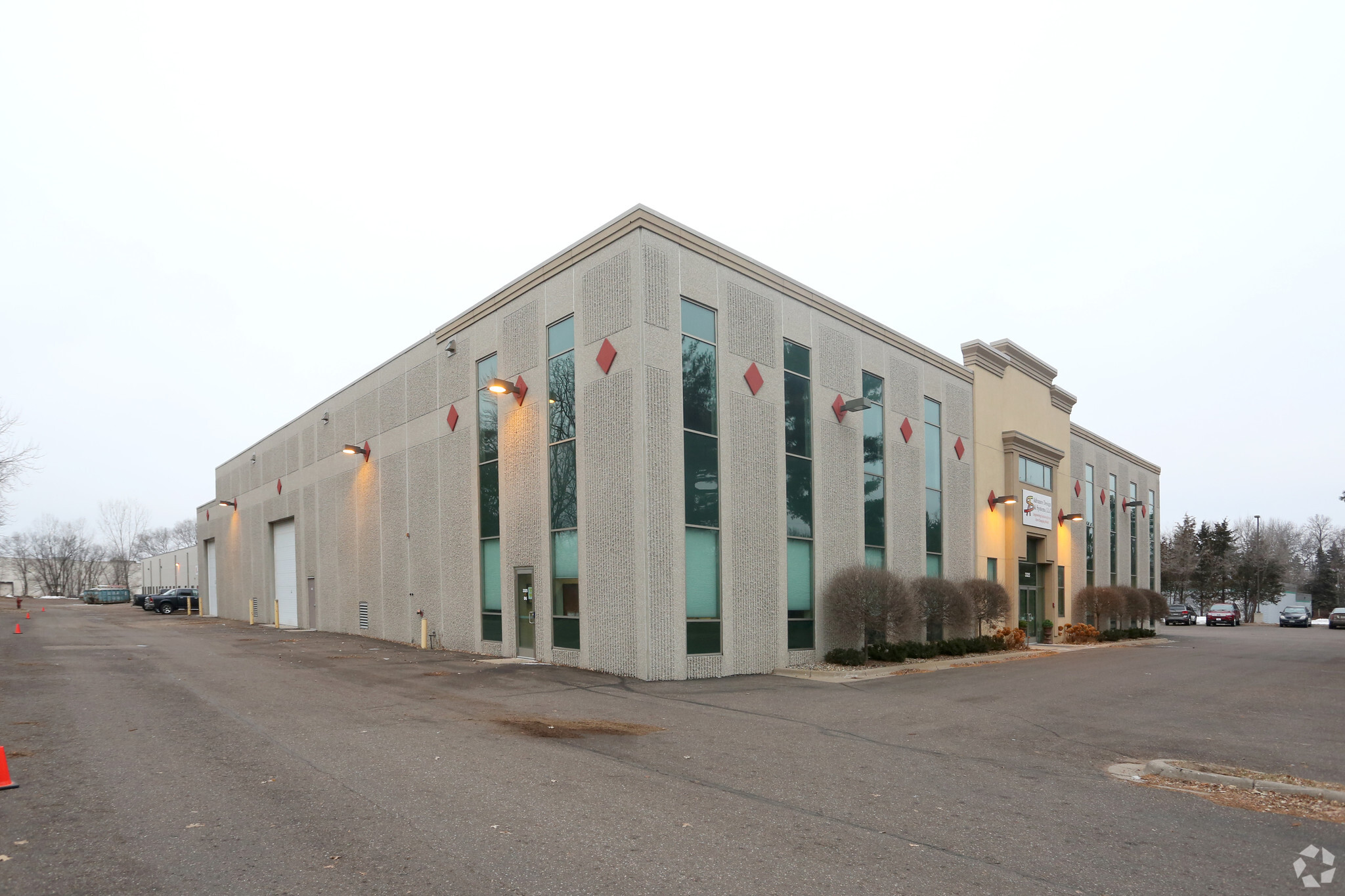 3301-3325 Labore Rd, Vadnais Heights, MN à louer Photo de l’immeuble– Image 1 sur 5