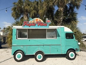 W Cass St, Tampa, FL à louer Photo de l’immeuble– Image 1 sur 3