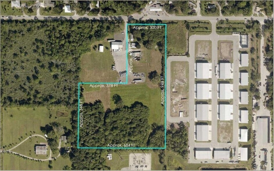 5435 45th St, Vero Beach, FL à vendre - Photo de l’immeuble – Image 2 sur 7