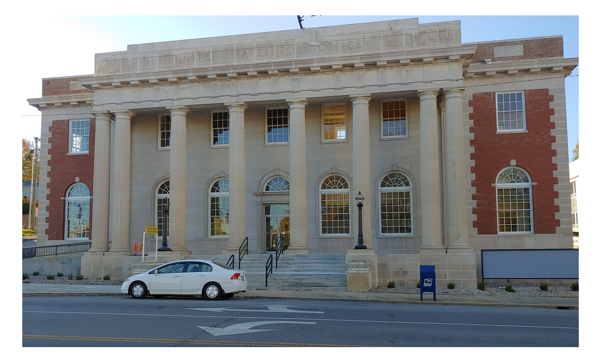 100 Piedmont Ave, Bristol, VA à louer Photo de l’immeuble– Image 1 sur 11