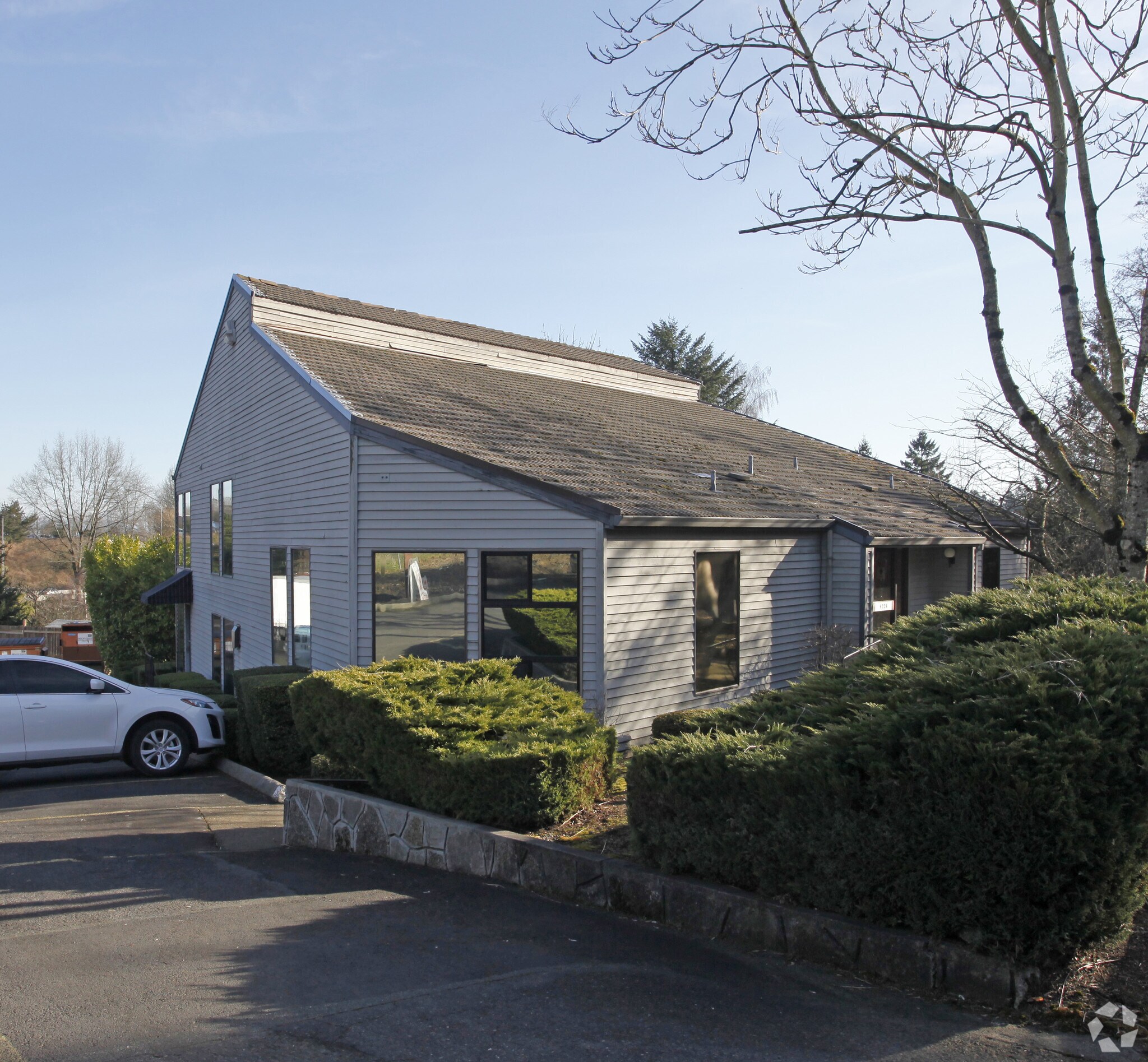 4225 Sw Huber St, Portland, OR à louer Photo principale– Image 1 sur 29