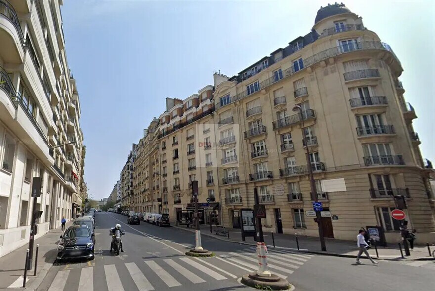 Local commercial dans Paris à louer - Photo de l’immeuble – Image 3 sur 5