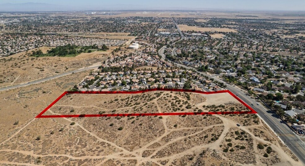 Vac/Cor 25th Ste/Crosspointe Dr, Palmdale, CA à vendre - Photo de l’immeuble – Image 2 sur 10