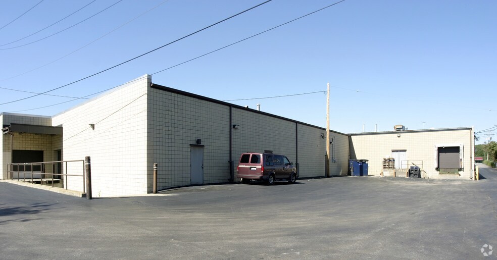 24485-24569 Lorain Rd, North Olmsted, OH à louer - Photo de l’immeuble – Image 2 sur 5