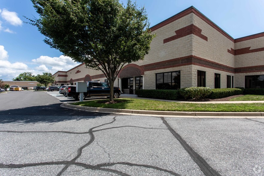 4650 Wedgewood Blvd, Frederick, MD à louer - Photo de l’immeuble – Image 3 sur 5