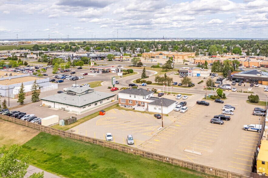 191 Ordze Ave, Sherwood Park, AB à vendre - Aérien – Image 3 sur 3