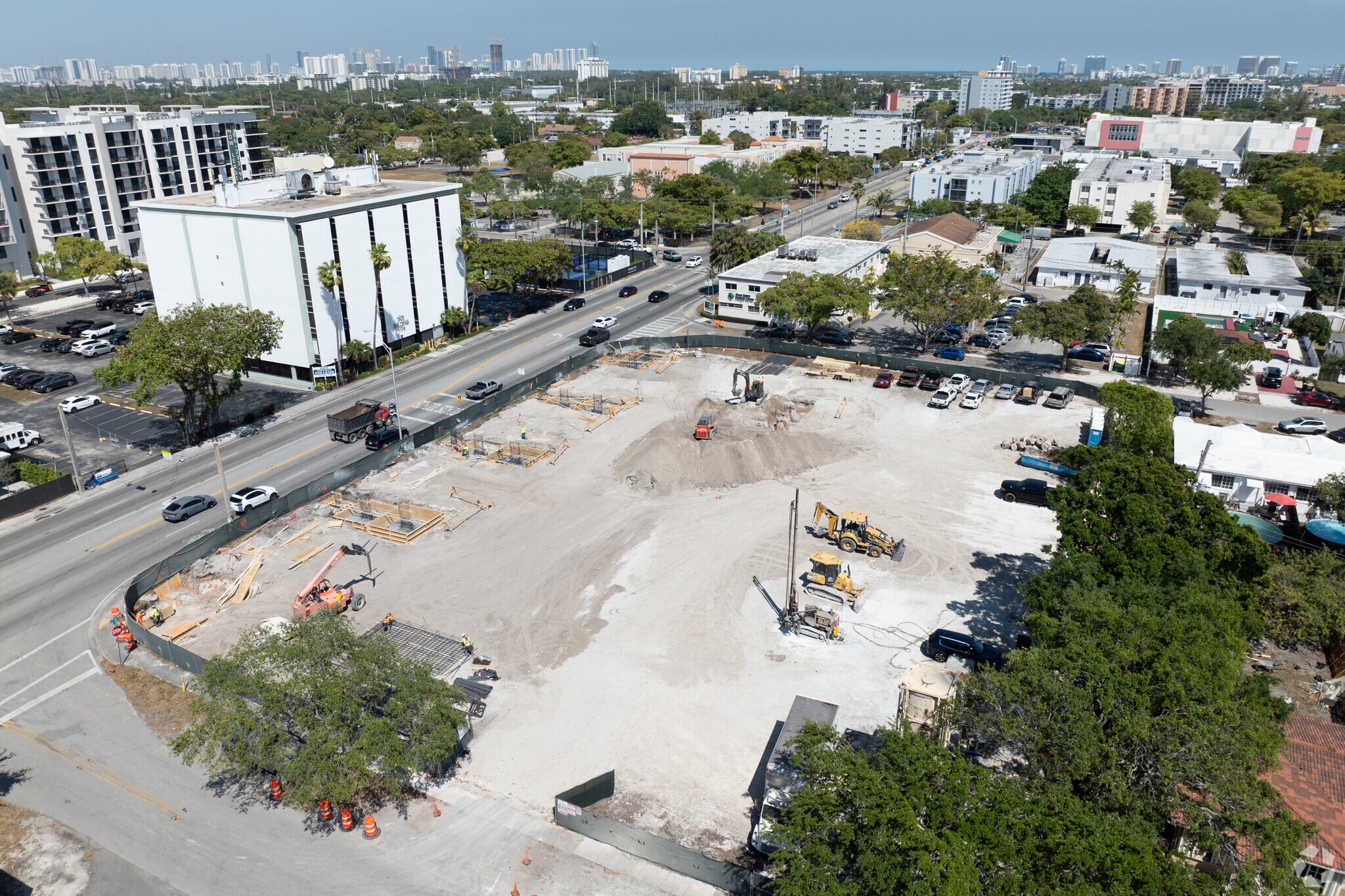 1150 NE 125th St, North Miami, FL à louer Photo principale– Image 1 sur 4