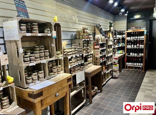 Plus de détails pour Local commercial à louer