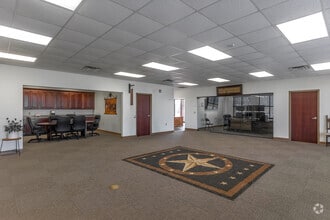 851 W Harrison Rd, Longview, TX à vendre Photo intérieure– Image 2 sur 12