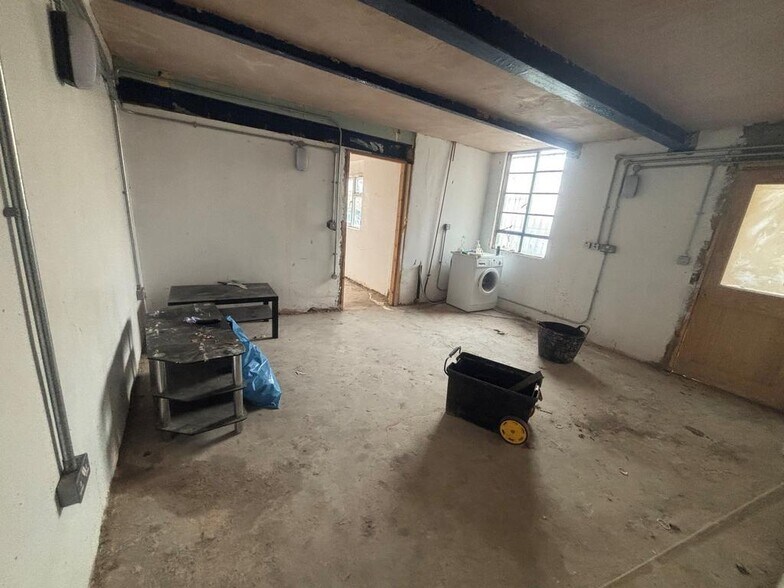 89 Maple Rd, Londres à louer - Photo de l’immeuble – Image 3 sur 8