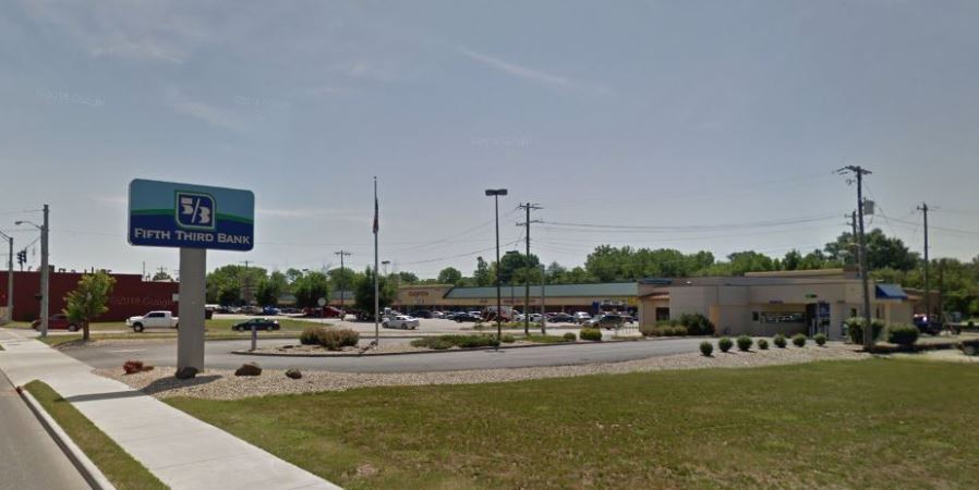 637 E National Ave, Brazil, IN à louer - Photo principale – Image 1 sur 11