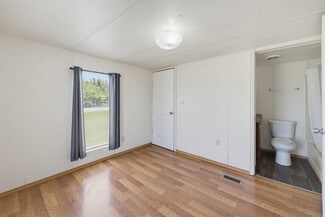 Plus de détails pour 7305 Walden Dr, Joshua, TX - Spécialisé à vendre