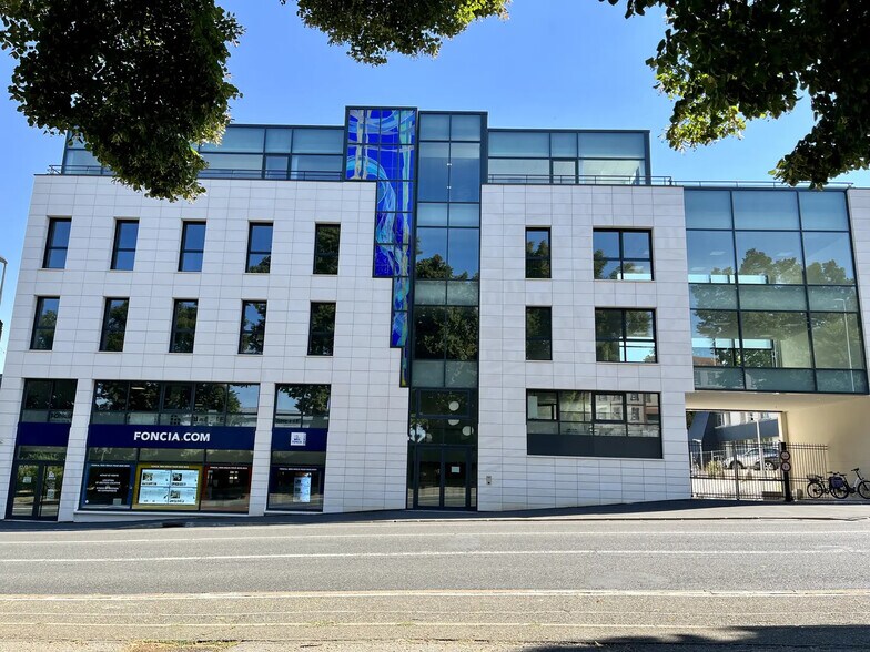 28 Boulevard De La Courtille, Chartres à louer - Photo de l’immeuble – Image 1 sur 12
