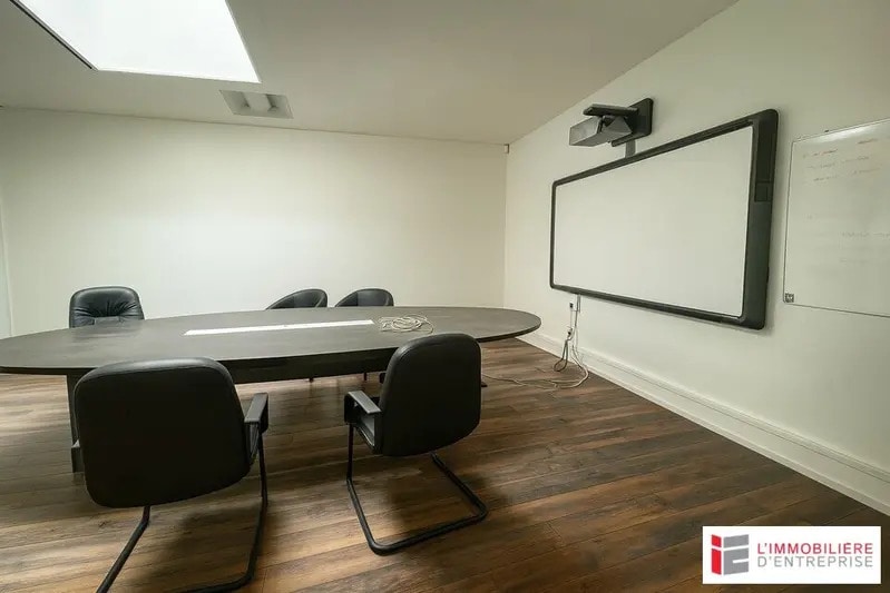 Bureau dans Redon à louer - Photo intérieure – Image 3 sur 8