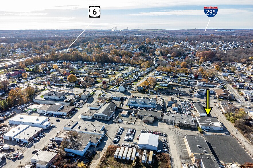 8-14 Dyerville Ave, Johnston, RI à louer - Aérien – Image 3 sur 12