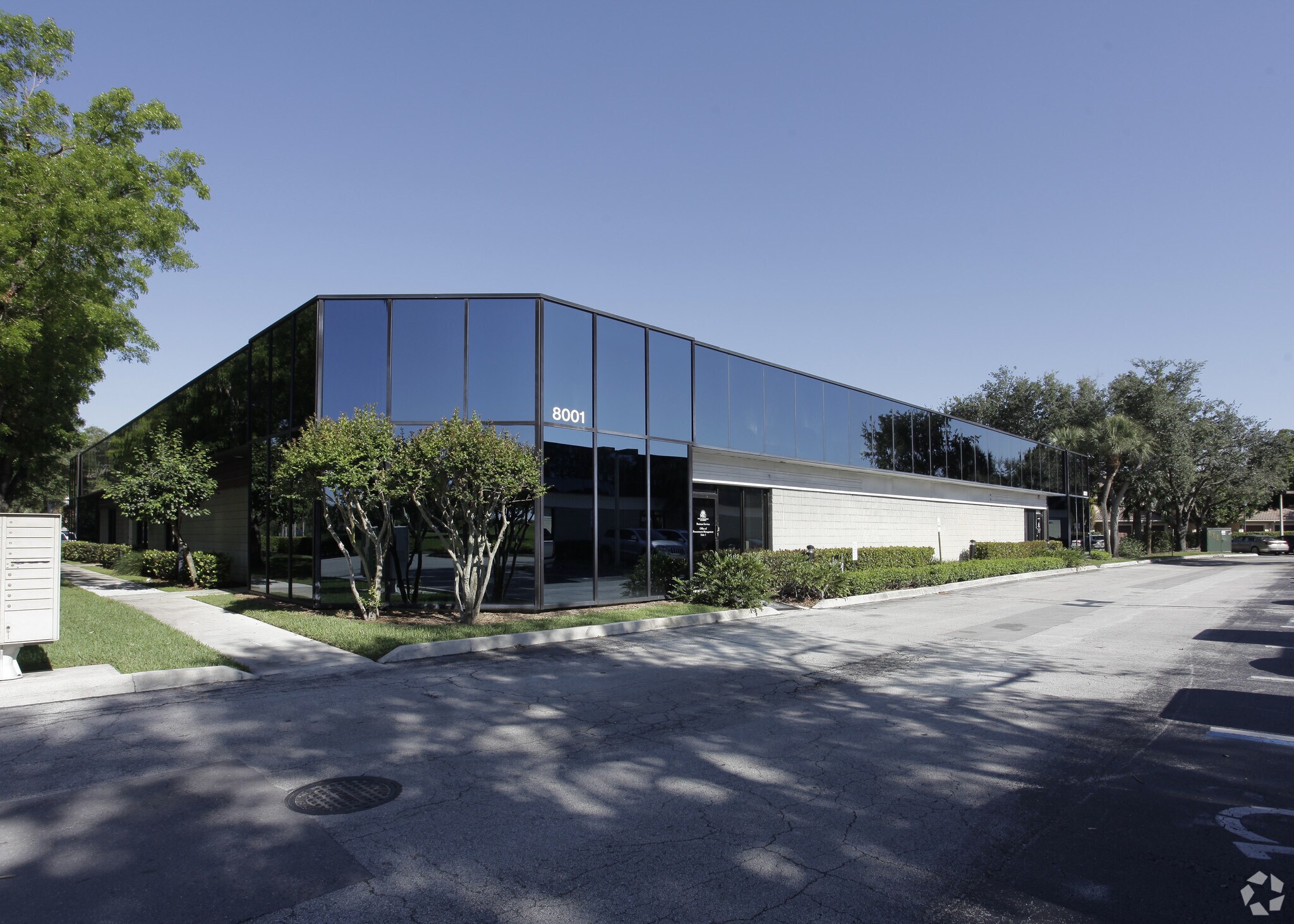 8001 SW 36th St, Davie, FL à louer Photo de l’immeuble– Image 1 sur 10