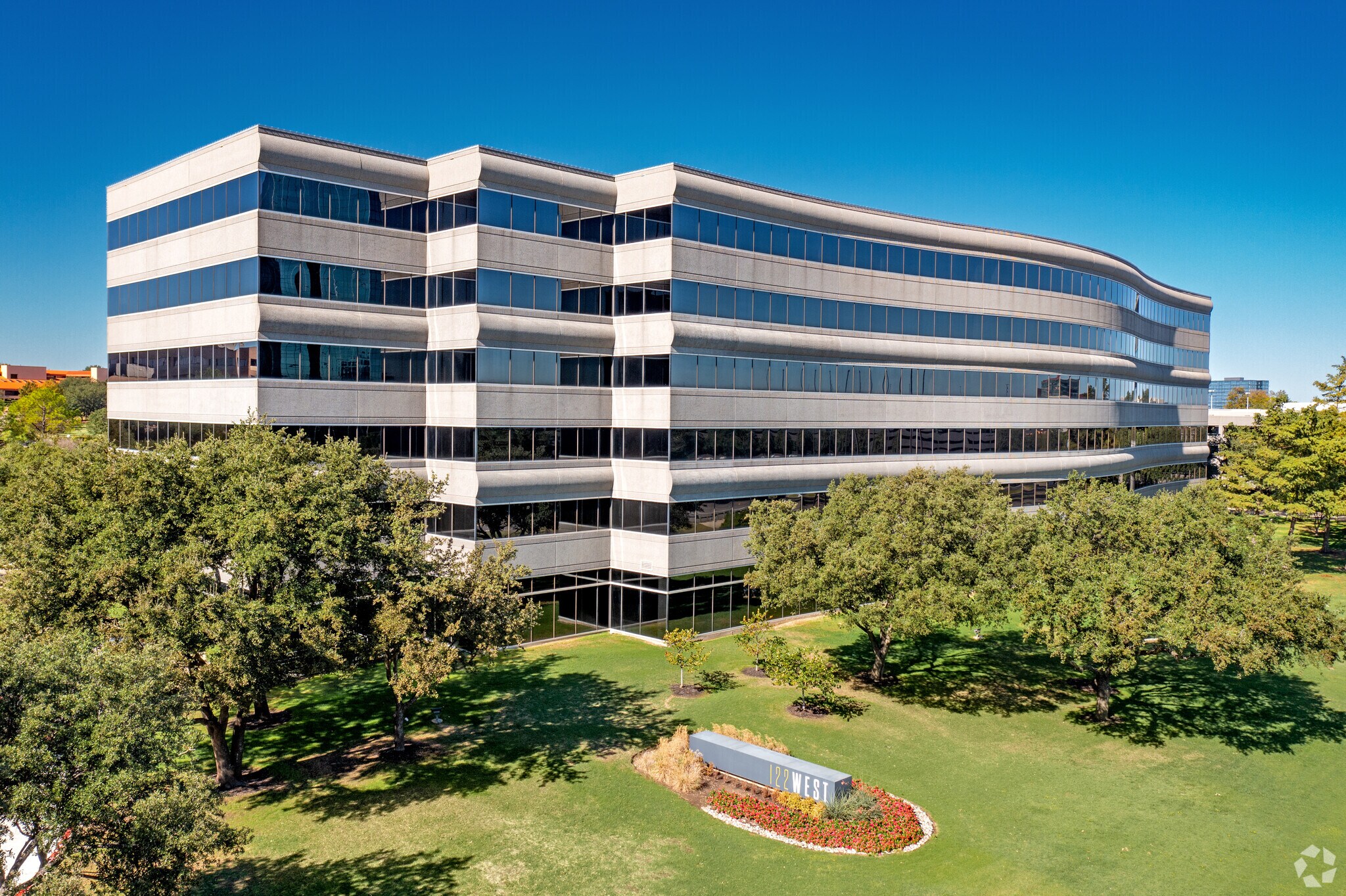 122 W John Carpenter Fwy, Irving, TX à louer Photo principale– Image 1 sur 14