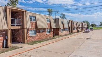 Plus de détails pour 1621 N 13th St, Frederick, OK - Logement à vendre