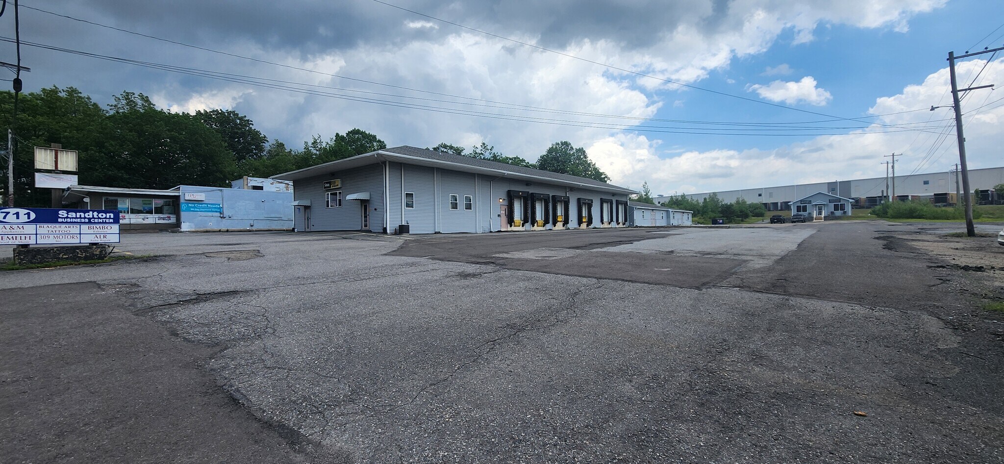 711 S Church St, Hazleton, PA à louer Photo de l’immeuble– Image 1 sur 6
