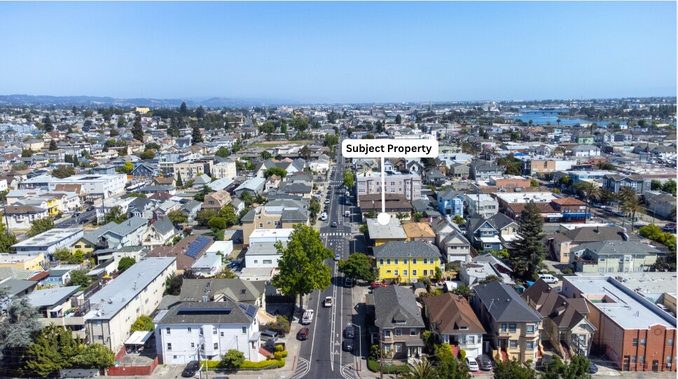 635 E 15th St, Oakland, CA à vendre - Photo de l’immeuble – Image 3 sur 14