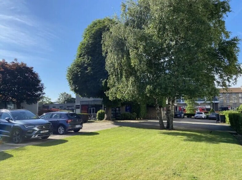 Bureau dans Le Havre à vendre - Photo de l’immeuble – Image 2 sur 9